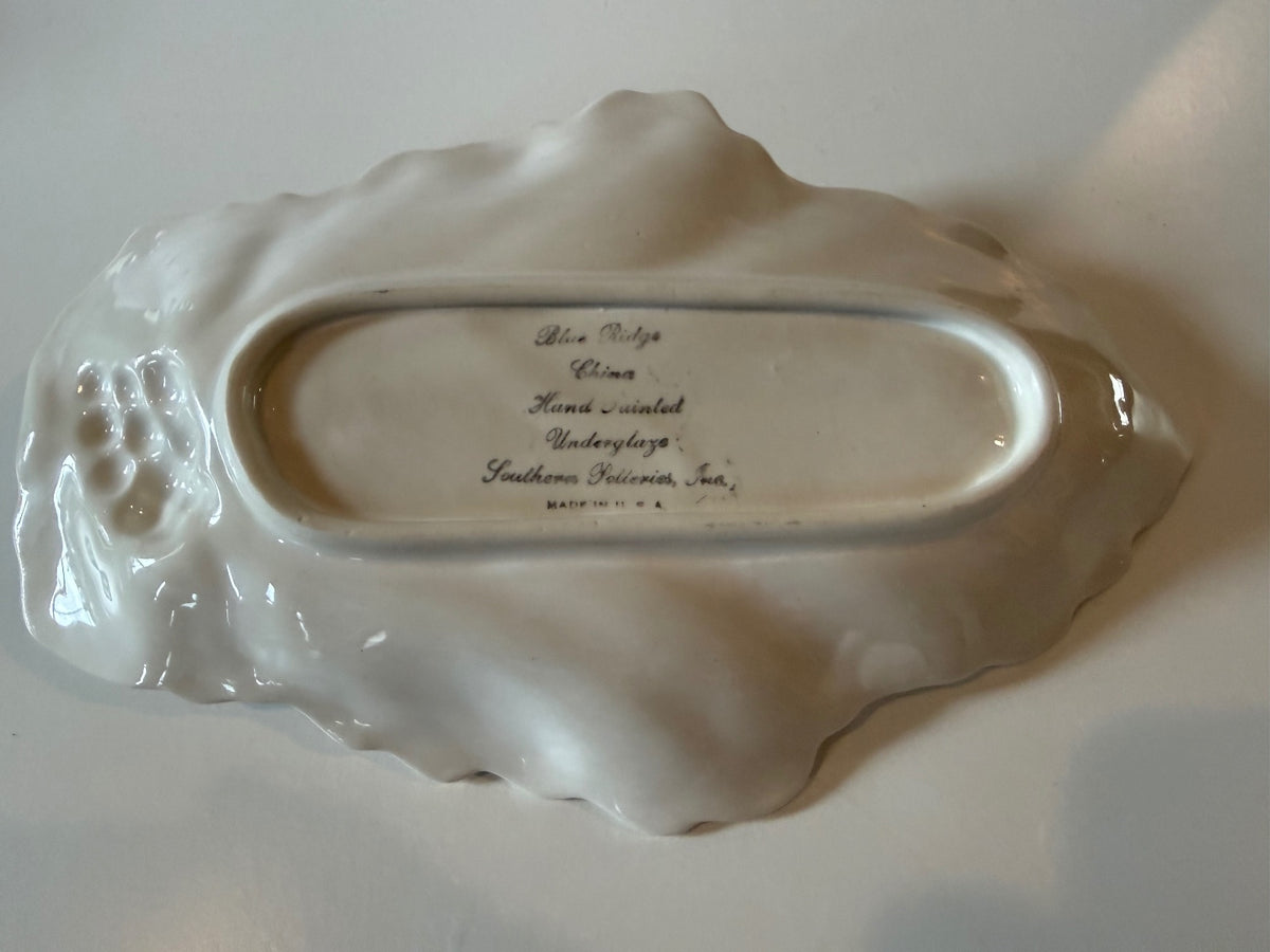 Blue Ridge Verna Hand-Painted Leaf Dish – Southern Potteries — product photograph 8