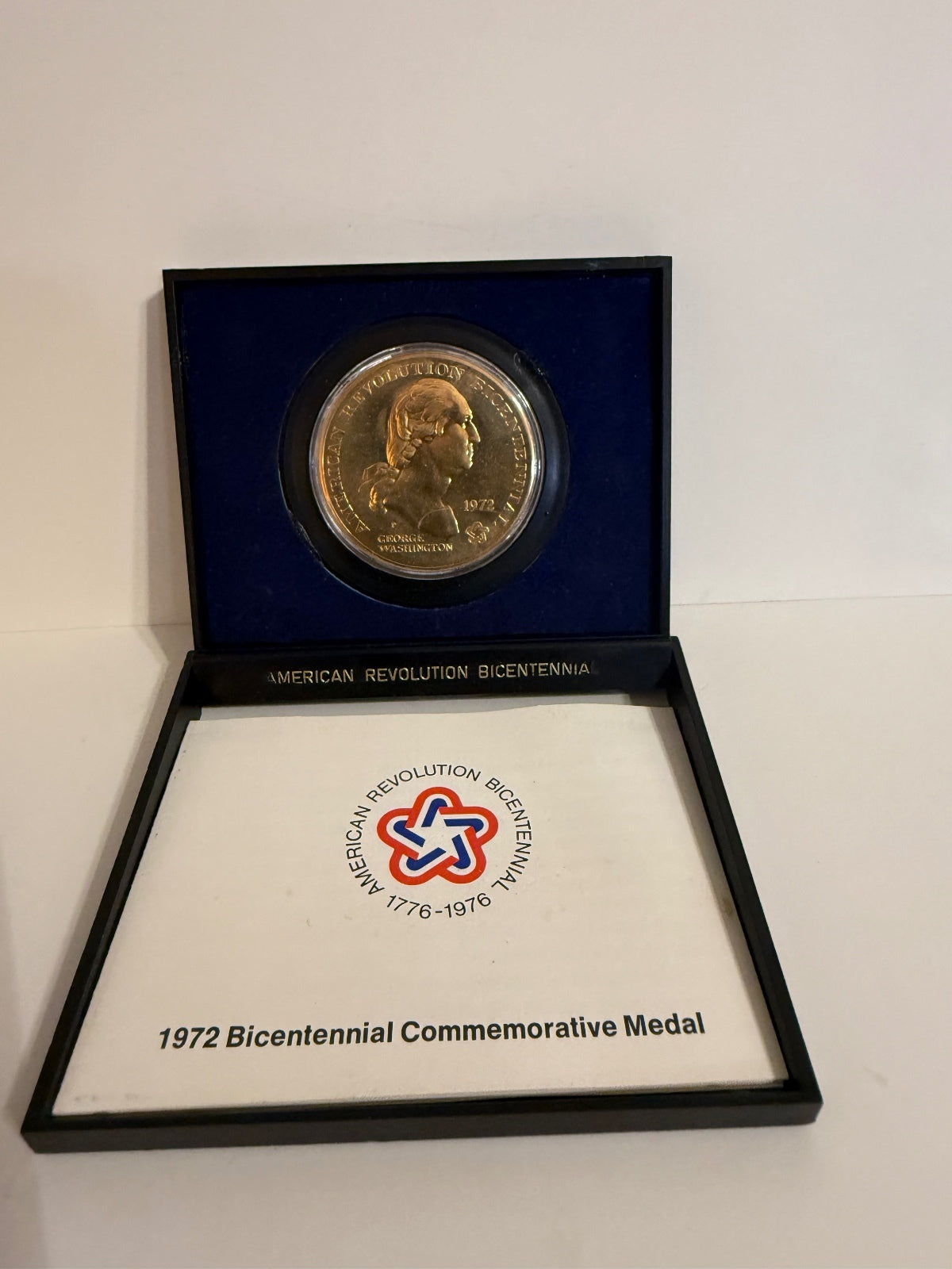 1972 U.S. Mint George Washington Bicentennial Bronze Medal w/ Original Case - 2348
