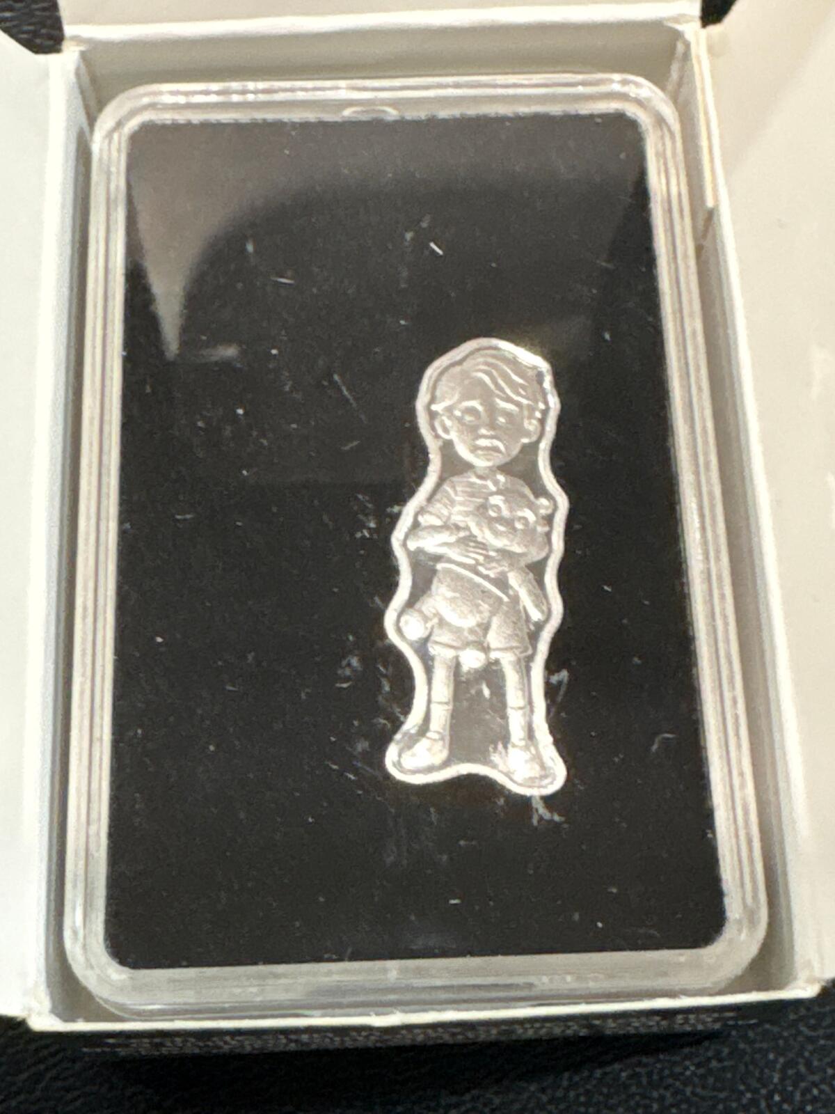 5G Silver Zombie Peter Robbin - Opened (Not colorized or gold plated)