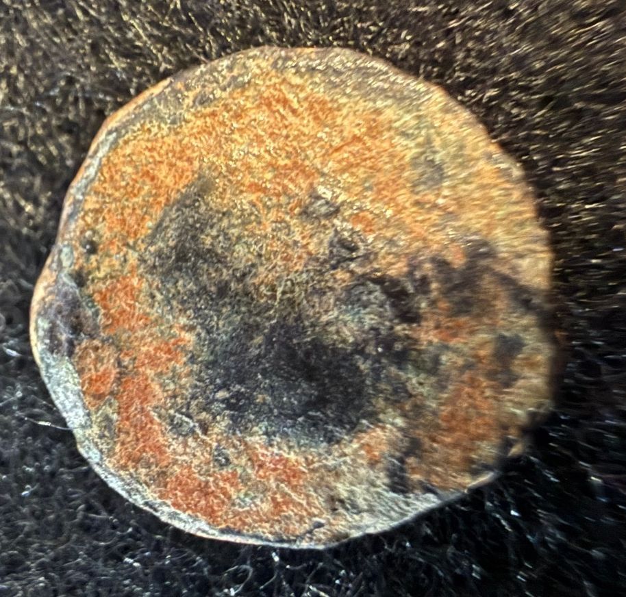 Unidentified Late Roman AE4 Bronze Coin – 1.03g — product photograph 2