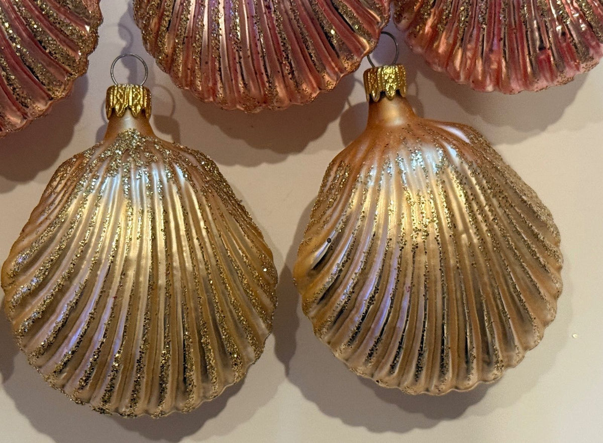 Vintage Colombia Glass Shell Christmas Ornaments Pink Gold Glitter Lot of 7 – alternate product view 4 of 10