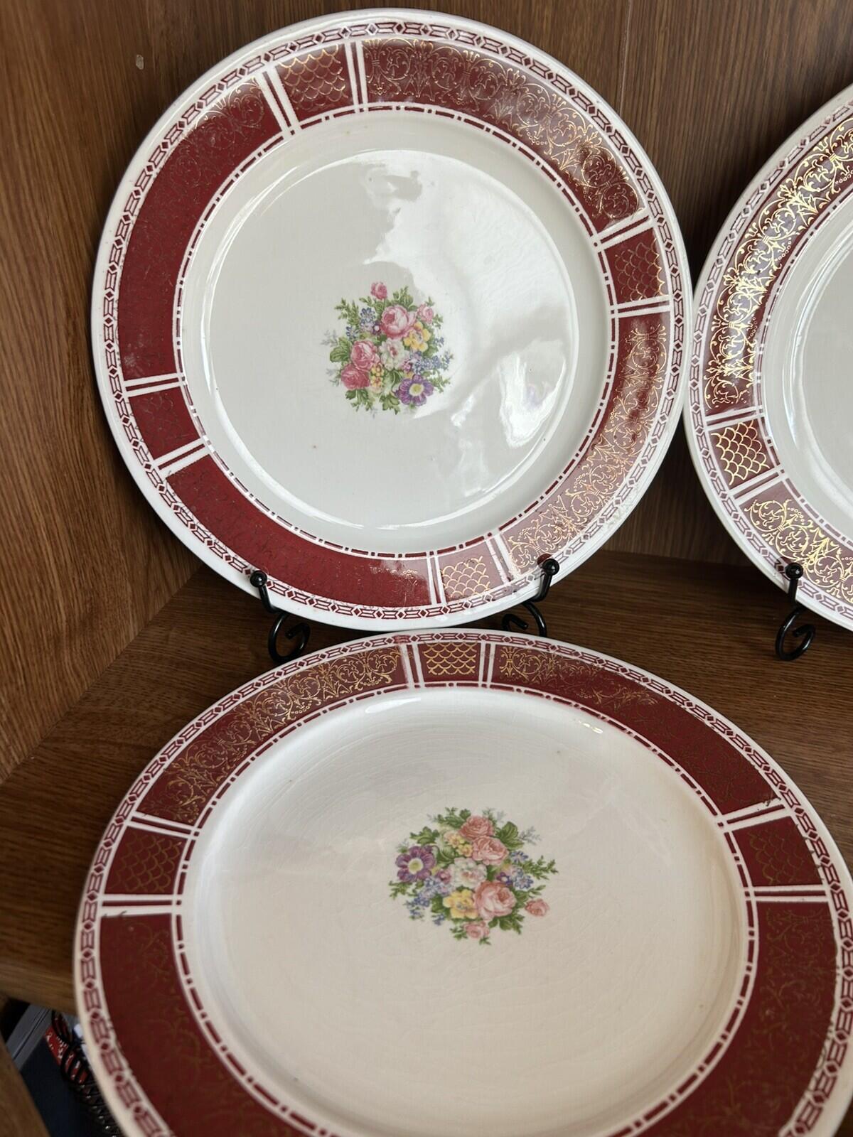 8 Homer Laughlin Piccadilly 7.5” Plates red rim gold floral center 1940s