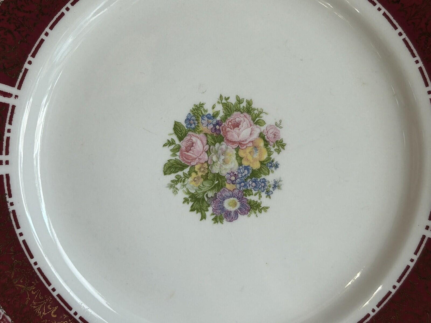 8 Homer Laughlin Piccadilly 7.5” Plates red rim gold floral center 1940s