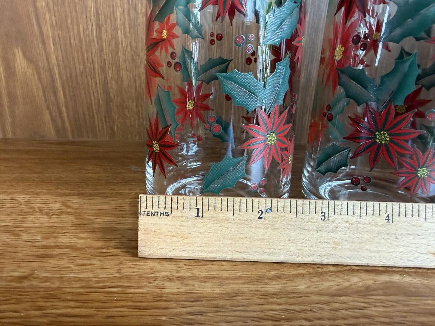 VINTAGE CHRISTMAS POINSETTIA TUMBLER/DRINKING HOLIDAY GLASSES SET OF 4
