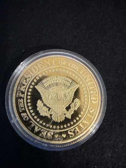 Trump Commemorative "Fight" Coin - gold plated - MD26030015