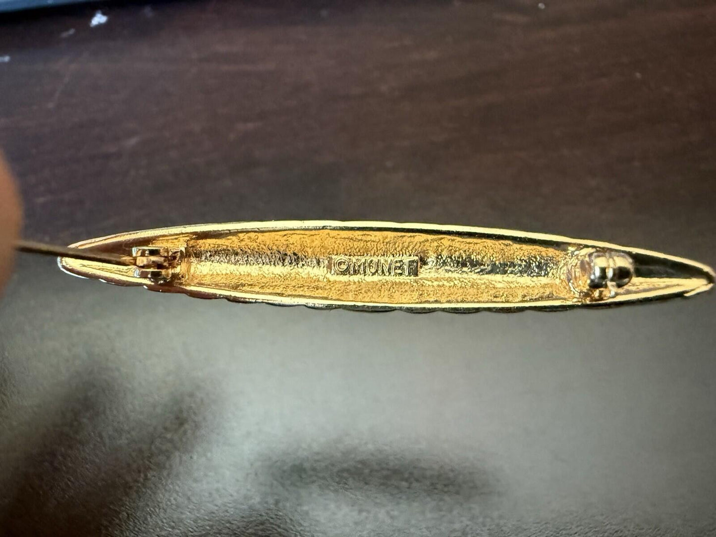 Monet brooch, signed Monet, gold tone Scalloped with tapered ends, 1980’s