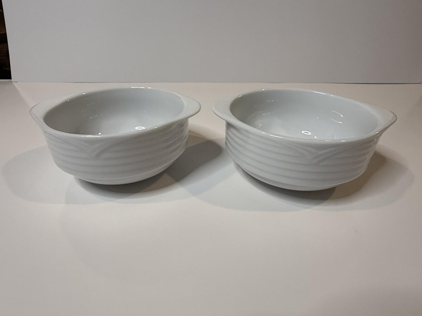 Oneida by Noritake White Porcelain Handled Soup Bowls Set of 2 Ribbed Pattern