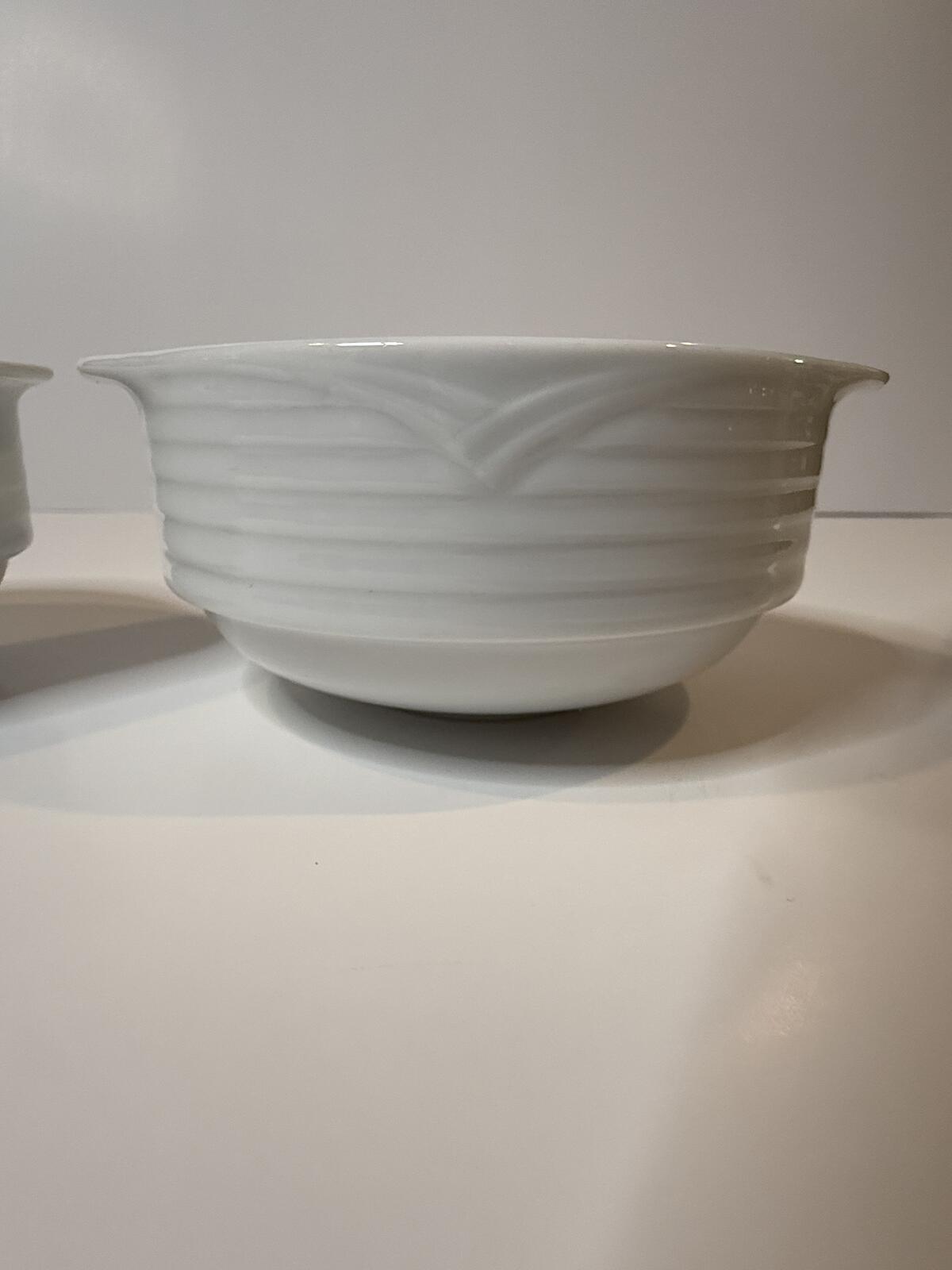 Oneida by Noritake White Porcelain Handled Soup Bowls Set of 2 Ribbed Pattern