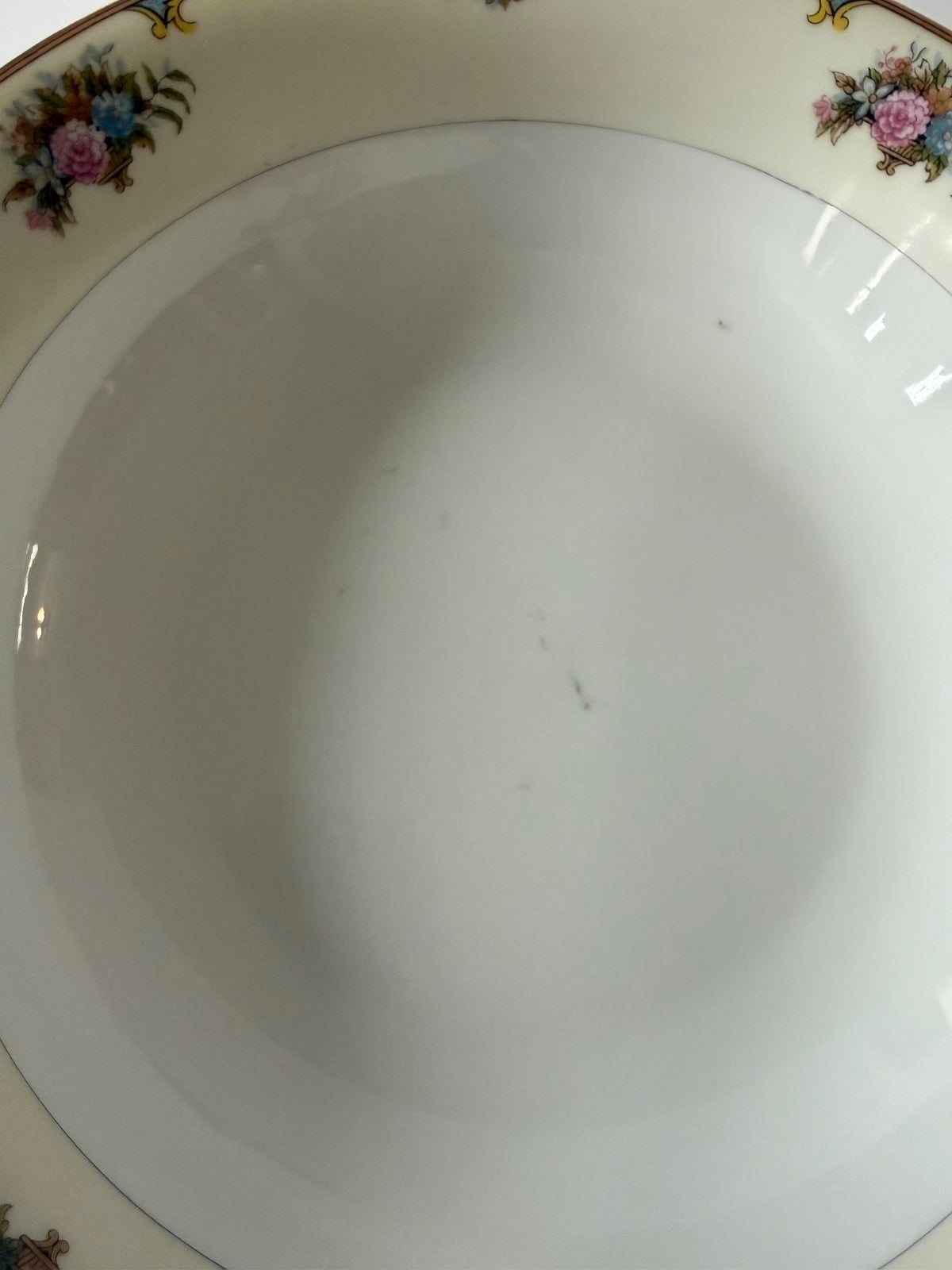 Noritake Vasona Handled Vegetable Serving Bowl Floral Gold Trim Japan 9.75”