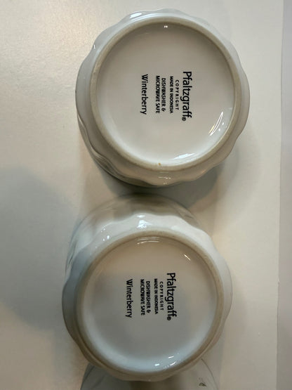 Pfaltzgraff Winterberry Individual Casserole Ramekins – Set of 4