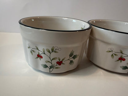Pfaltzgraff Winterberry Individual Casserole Ramekins – Set of 4