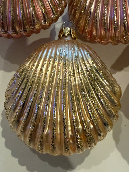 Vintage Colombia Glass Shell Christmas Ornaments Pink Gold Glitter Lot of 7 – alternate product view 6 of 10