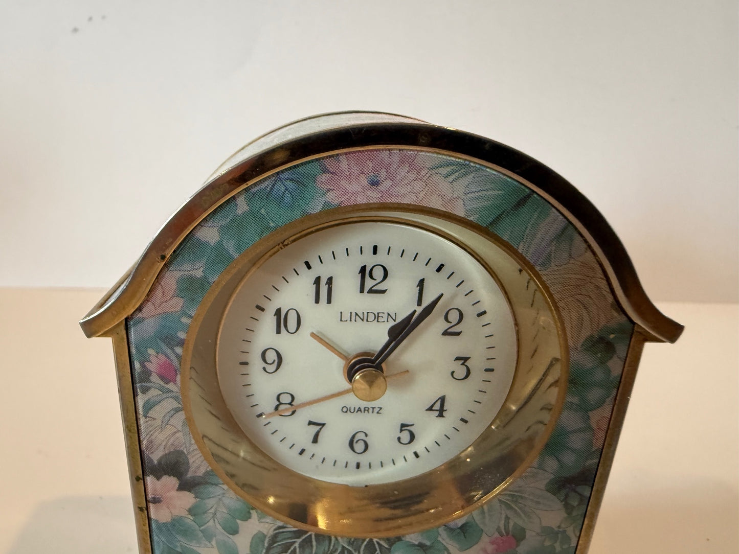 Vintage Mini Linden Quartz Floral Desk Alarm Clock Taiwan Gold Tone Untested