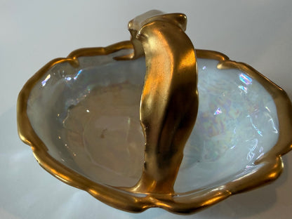 Antique PALT Czechoslovakia Porcelain Basket – Gold Gilt — product photograph 4