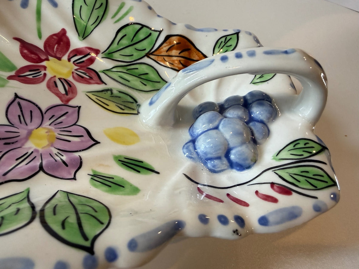 Blue Ridge Verna Hand-Painted Leaf Dish – Southern Potteries — product photograph 3