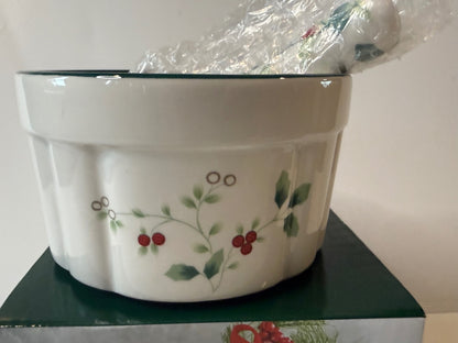Pfaltzgraff Winterberry Dip Bowl & Spreader Set w/ Original Box