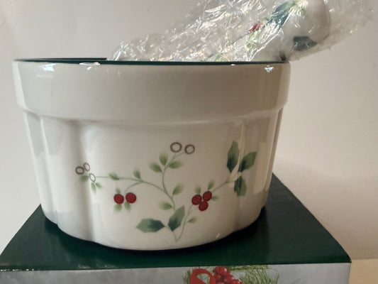 Pfaltzgraff Winterberry Dip Bowl & Spreader Set w/ Original Box
