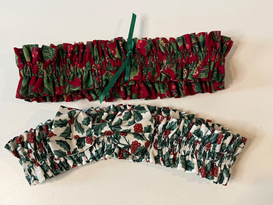 Vintage Christmas Basket Garters Bands – Holly Berry Holiday Set of 2