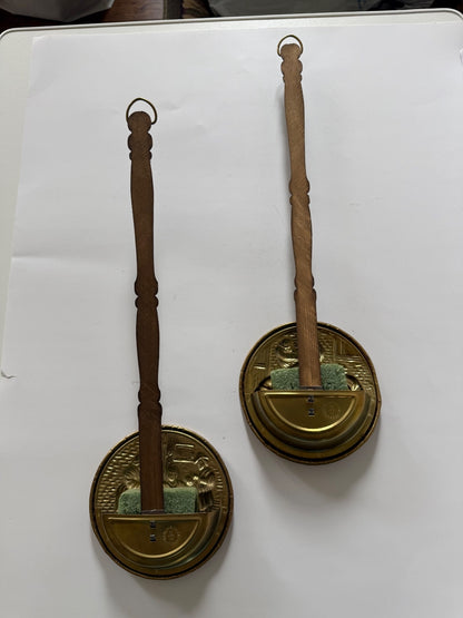 Vintage England Brass Bed Warmer Style Wall Plaques Dutch Scene Wood Handle 2pc