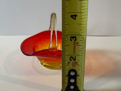 Vintage Amberina Crackle Glass Basket – Likely Kanawha — product photograph 5