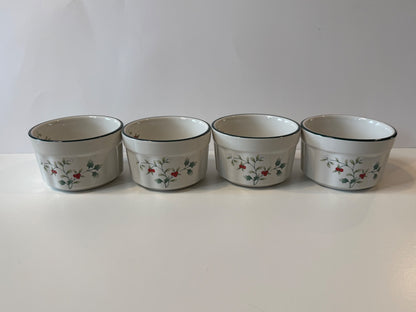 Pfaltzgraff Winterberry Individual Casserole Ramekins – Set of 4