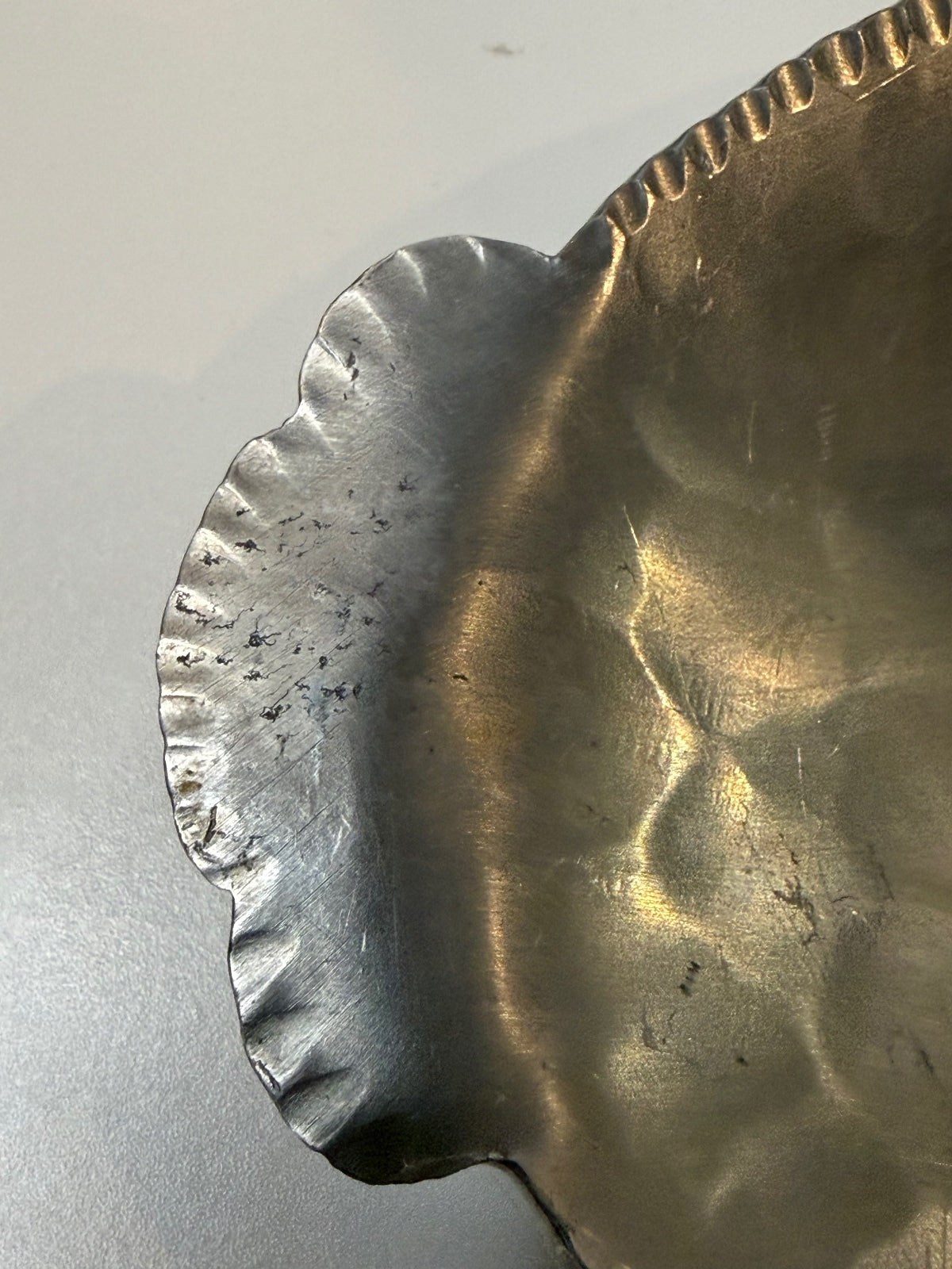 Vintage Everlast EMPC Intaglio Forged Aluminum Floral Serving Tray 13” – alternate product view 4 of 8