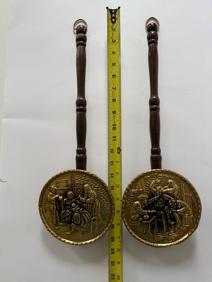 Vintage England Brass Bed Warmer Style Wall Plaques Dutch Scene Wood Handle 2pc