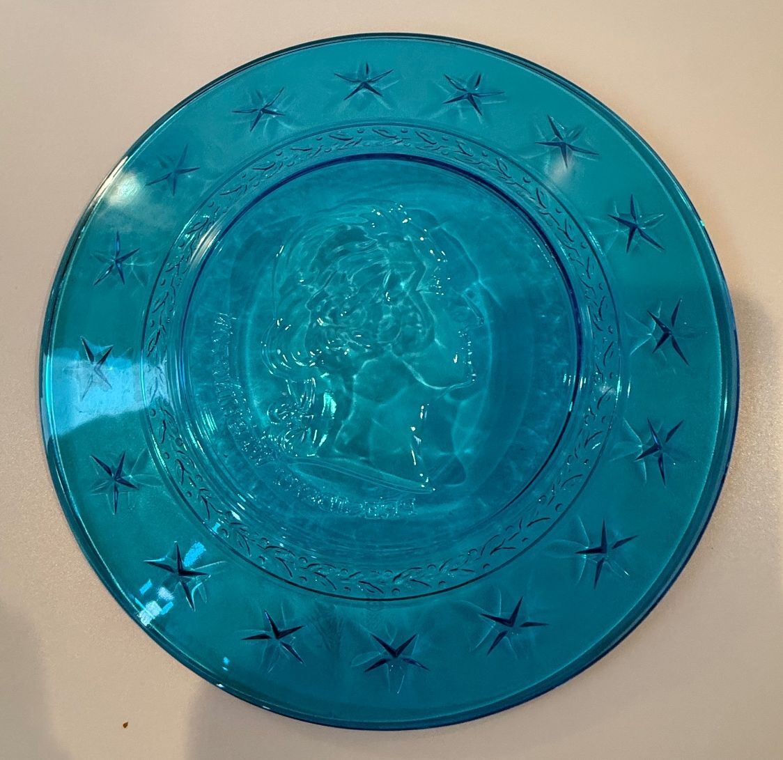 Vintage Wheaton Glass George Washington Blue Presidential Plate 8” – alternate product view 6 of 6