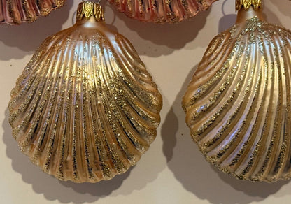 Vintage Colombia Glass Shell Christmas Ornaments Pink Gold Glitter Lot of 7 – alternate product view 5 of 10