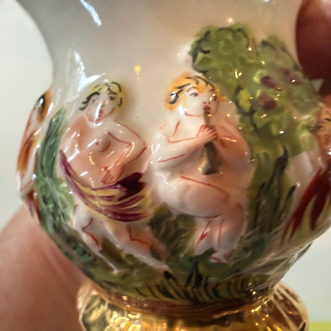 Italian Capodimonte-Style Mini Pitcher & Bowl – Putti & Gilt — product photograph 15